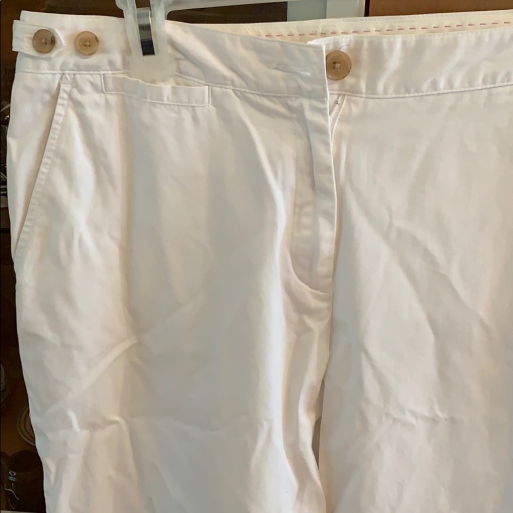 Lands end white capris! Great fo summer parties